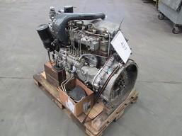 Двигатель MITSUBISHI 9513