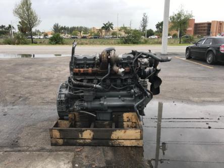 Двигатель Mack 9533