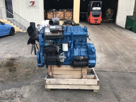 Двигатель International 9512