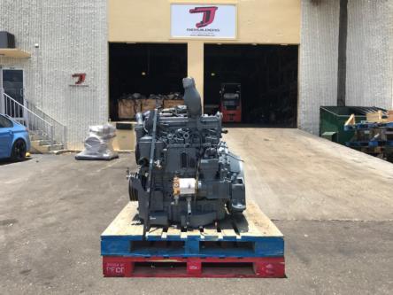 Двигатель Mercedes 9496