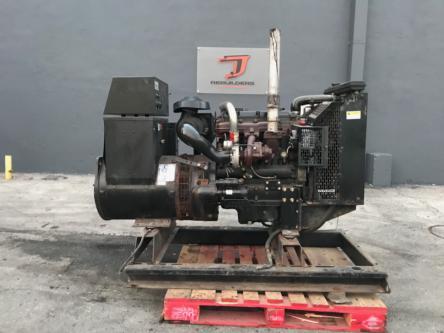 Двигатель PERKINS 9502