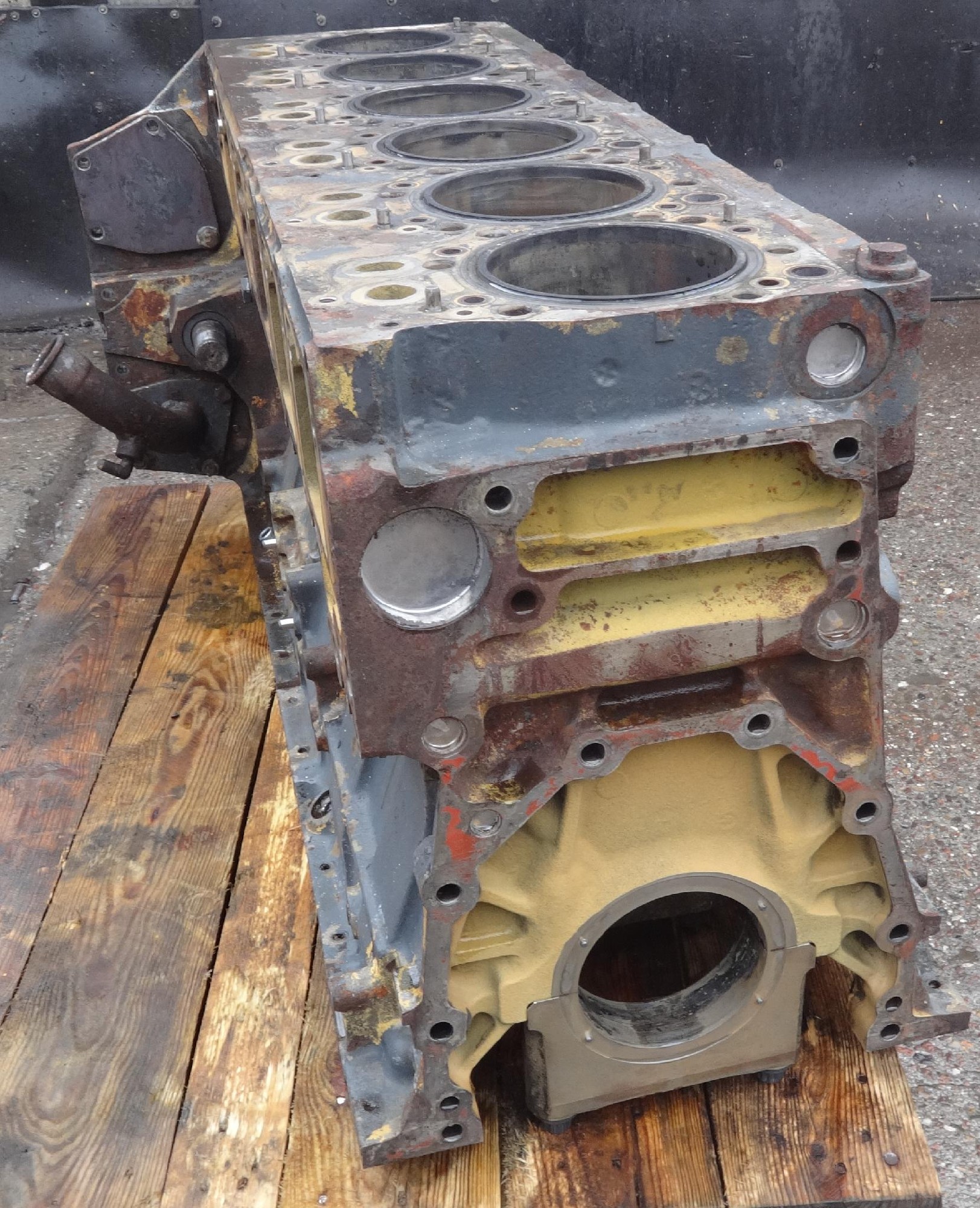 6D140-1 (6D140E-1, 6D140L-1) 8504